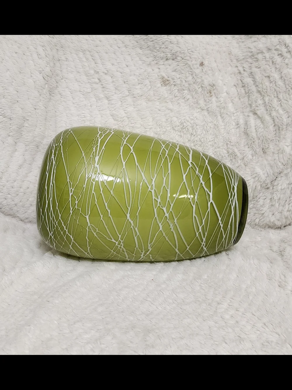 Murano-Style Blown Glass Vase – Lime Green/Chartreuse with White Threads